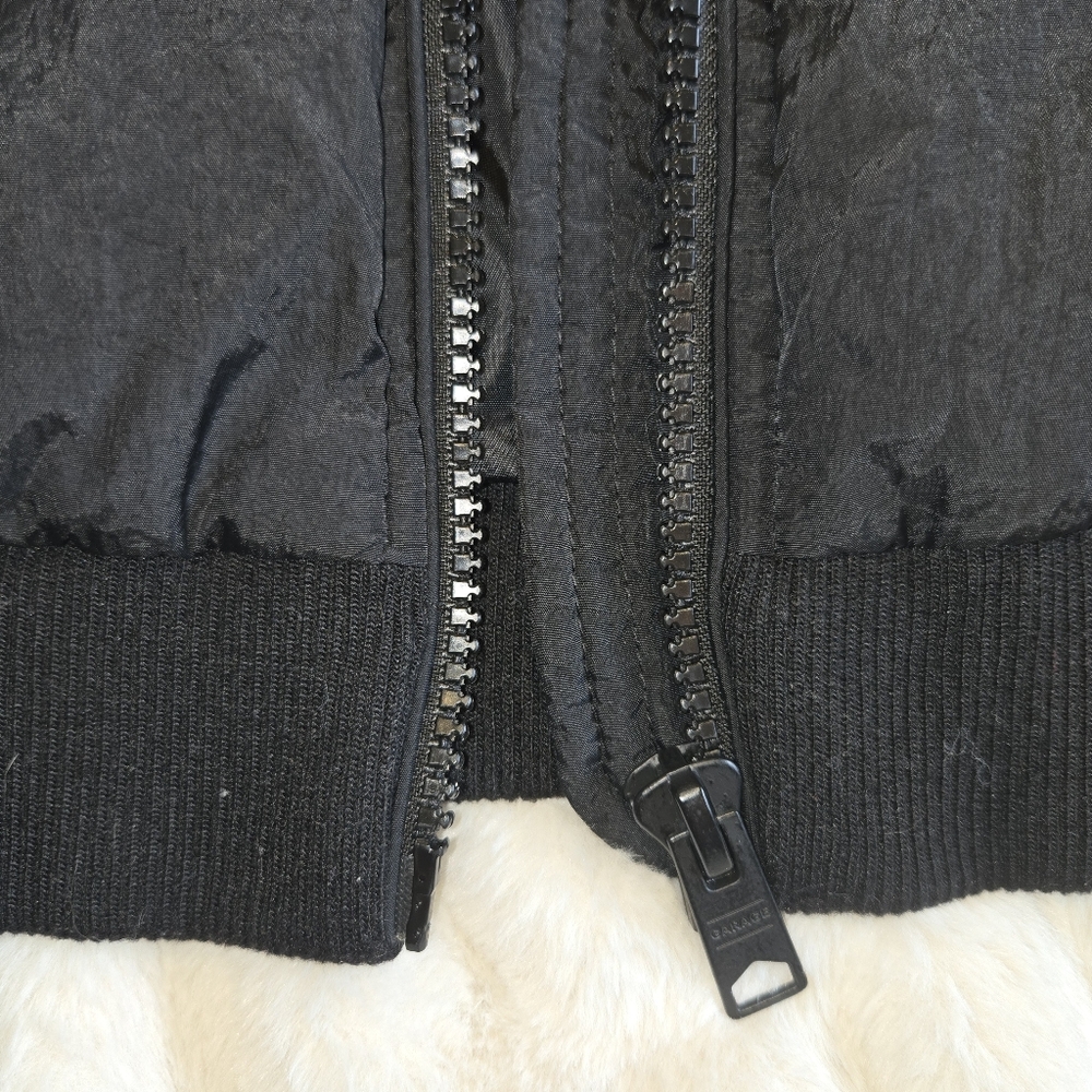 Garage Mini Puff Vest - Black Cropped Puffer Vest - Size P/S Minimalist - Picture 7 of 10